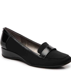BANDOLINO
LATERA WEDGE LOAFER